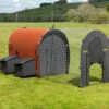 recycled-plastic-hen-house-red-deluxe-detail-2